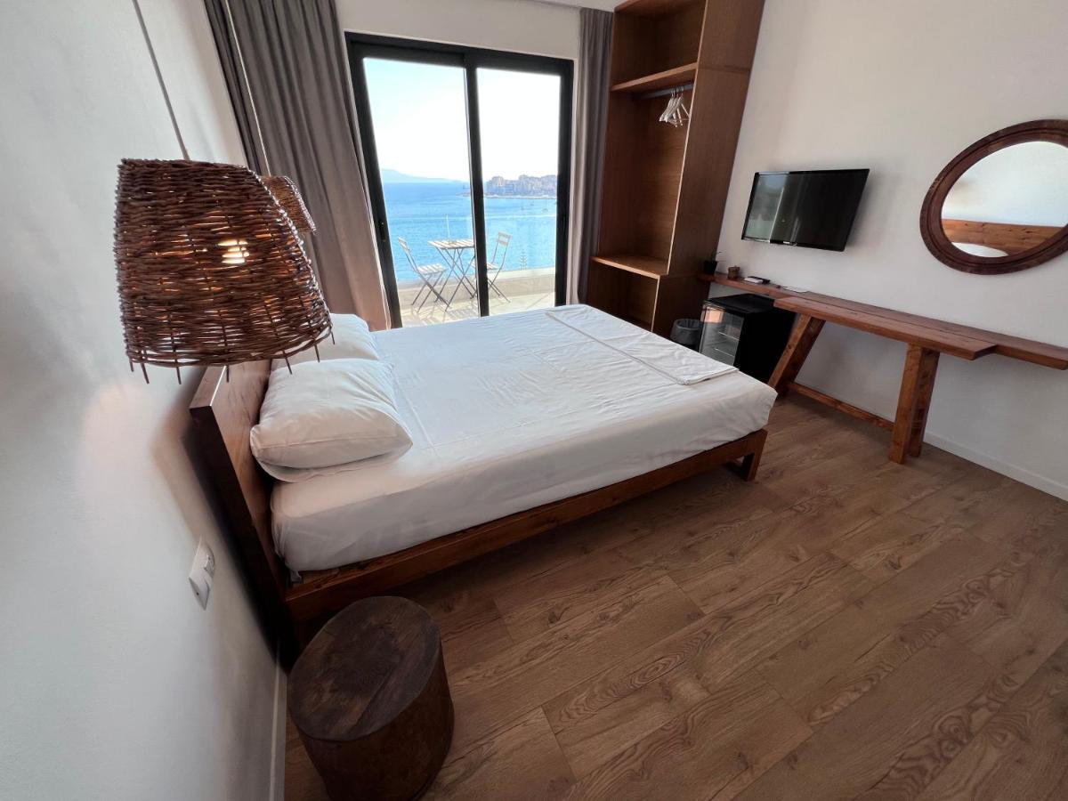 Kanes Bohemian Boutique Hotel Sarande Bagian luar foto