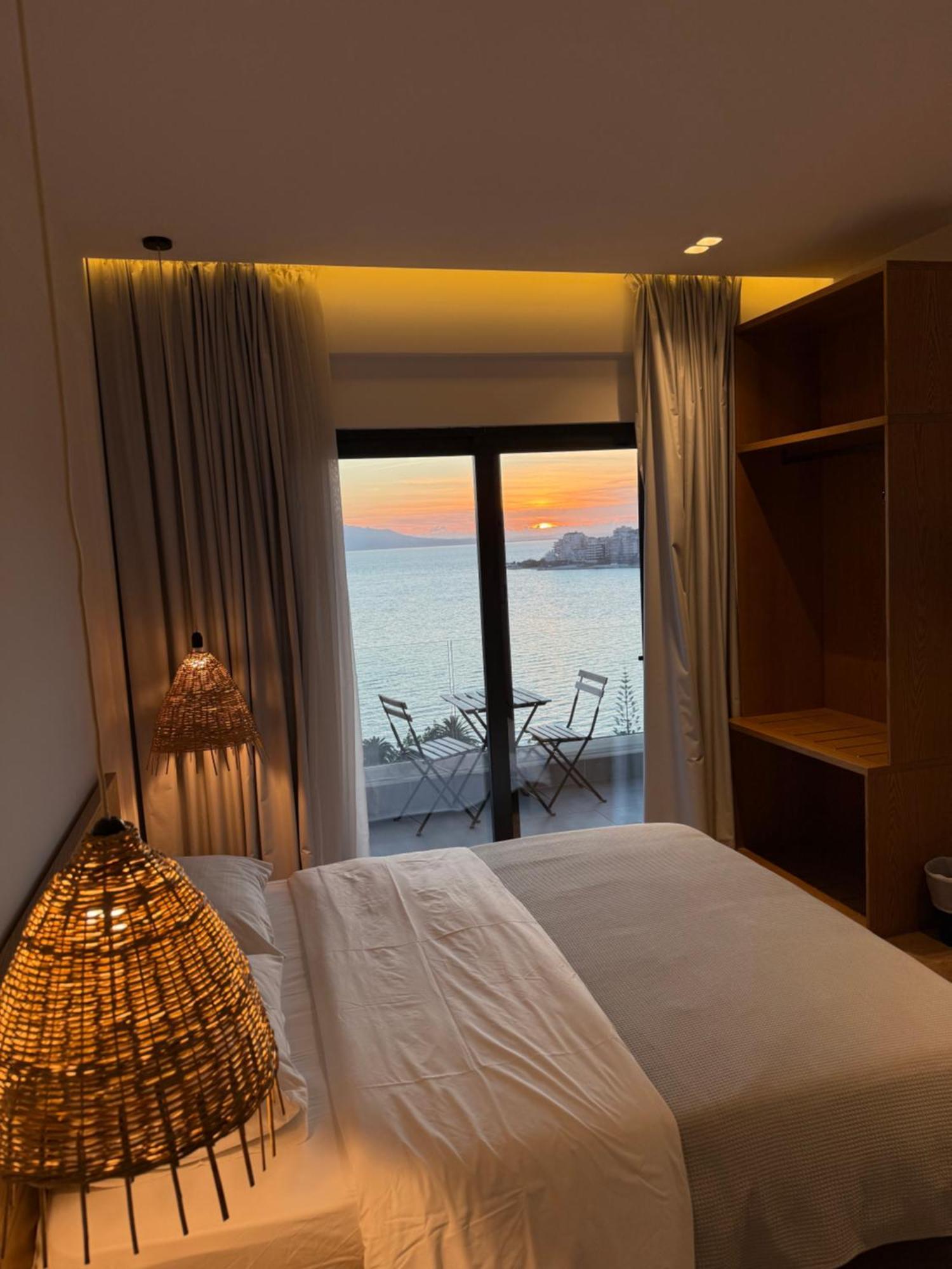 Kanes Bohemian Boutique Hotel Sarande Bagian luar foto